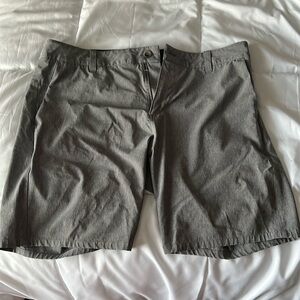 Vuori Aim Shorts, Grey (concrete), size 34